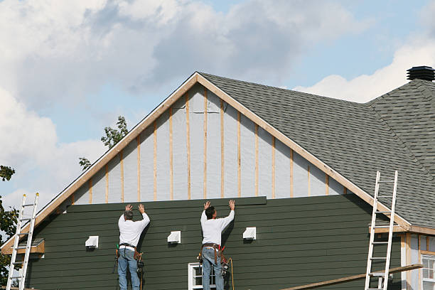 Professional Siding Replacement technician working in Madison, NJ